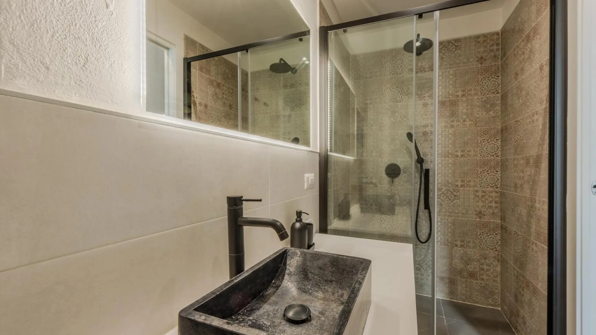 Moscova Elegant Apartment Милан