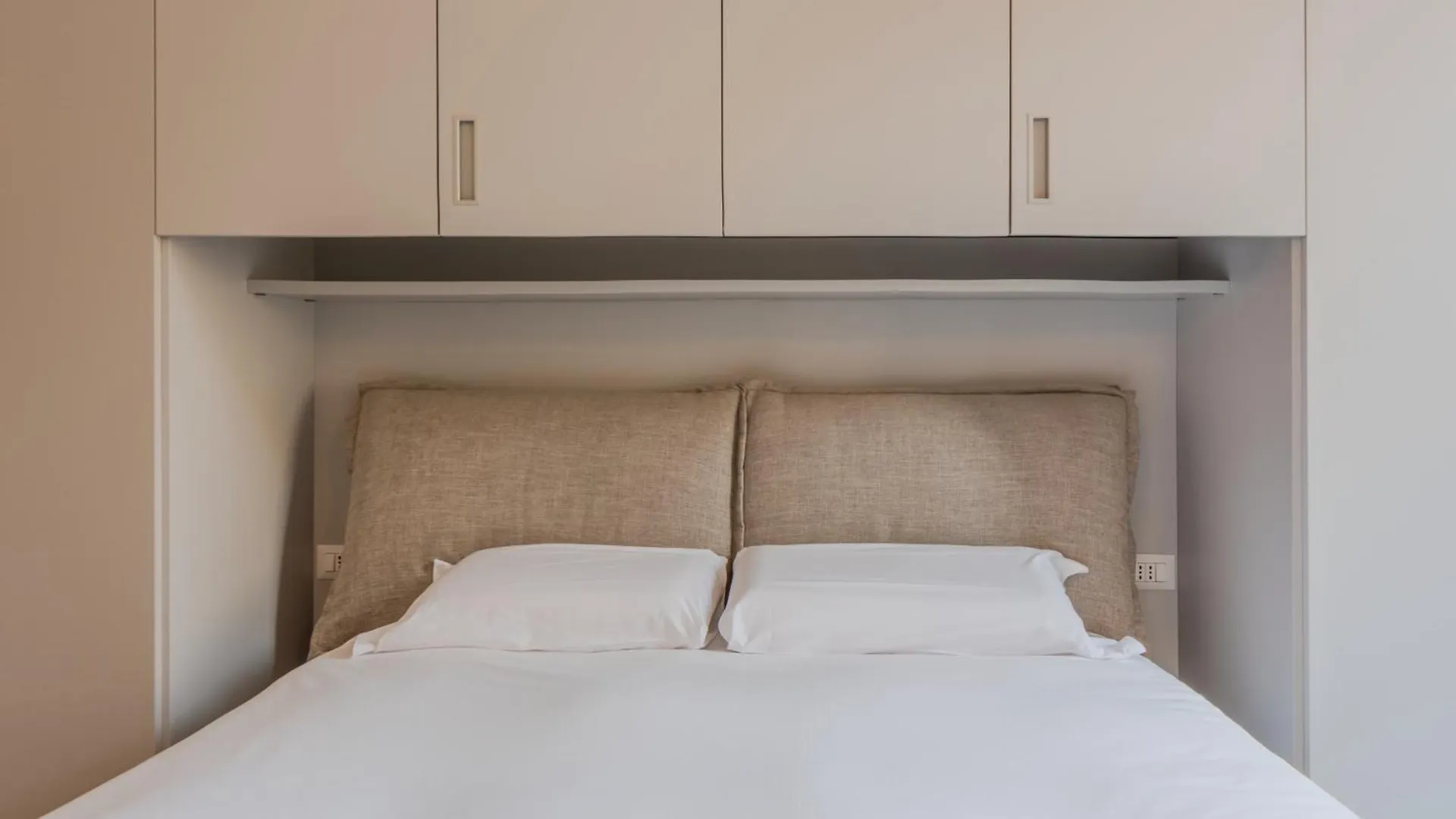Moscova Elegant Apartment Милан
